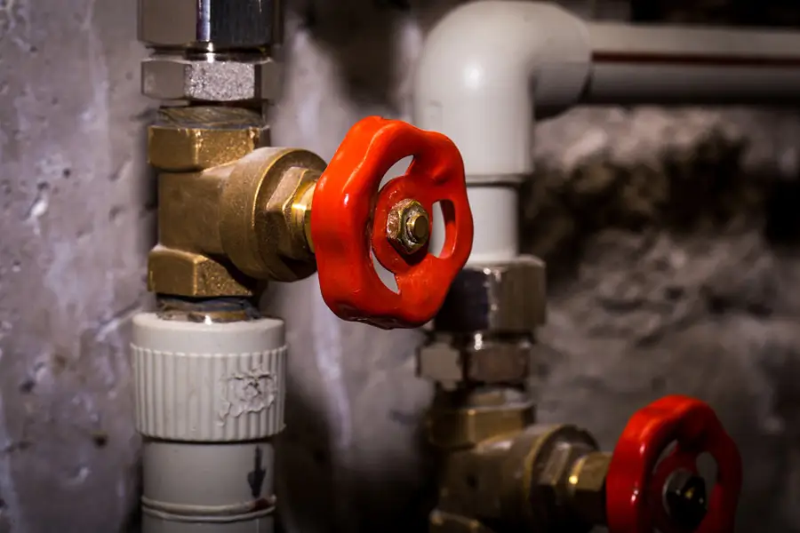Residential plumbing shut-off valves for emergency water control
